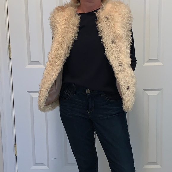 Rizik Bros. Jackets & Blazers - White Curly Lamb Vest
